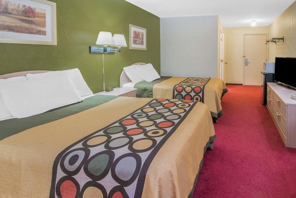 Hotel Super 8 By Wyndham Wooster Extérieur photo